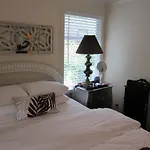 Heathergate Cottage And Suites